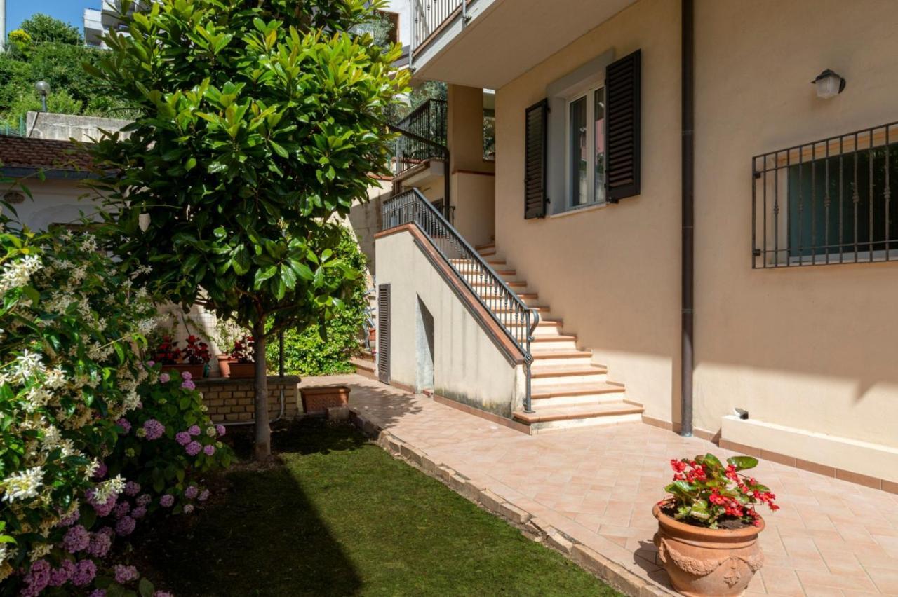 Casa Rubini Apartamento Teramo Exterior foto