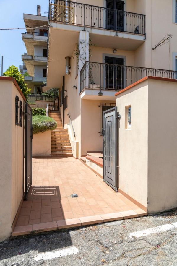 Casa Rubini Apartamento Teramo Exterior foto